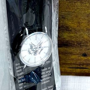 NWT Vintage E Pluribus Unum Eagle from the Great Seal of the United States Watch